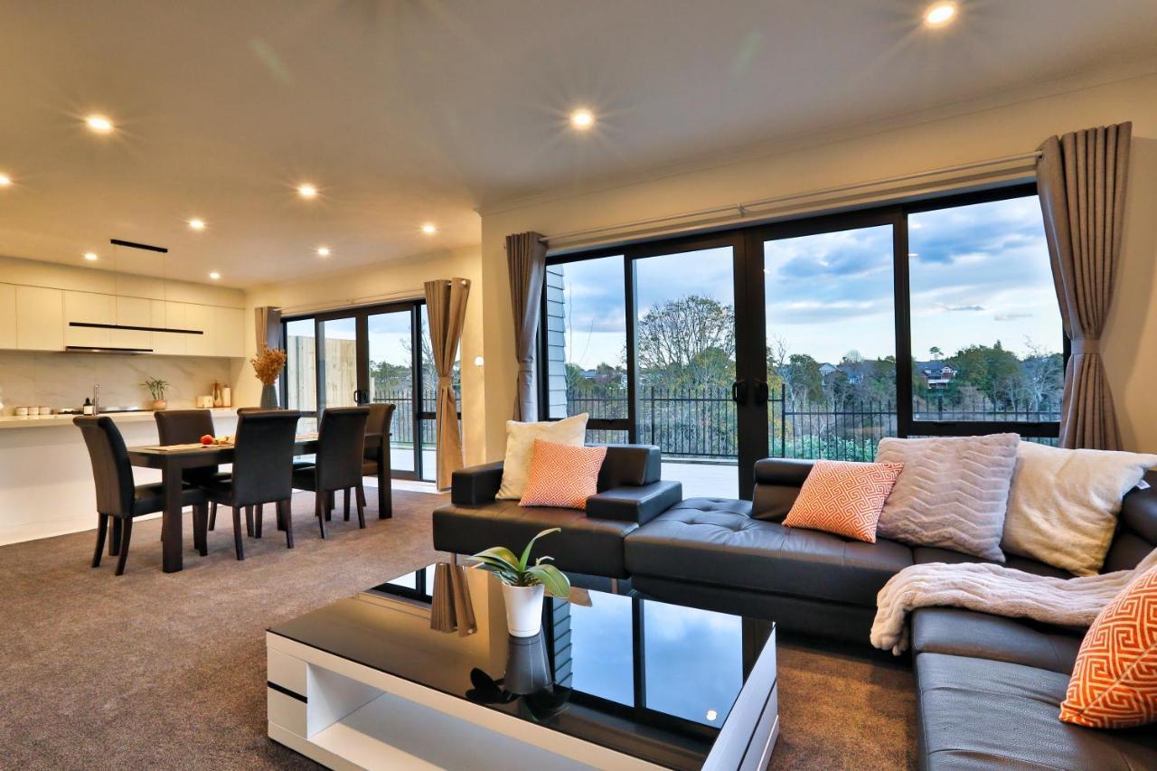 Amazing The Waikato River-View Brand New Villa With 4 Bedrooms Hamilton Exterior foto