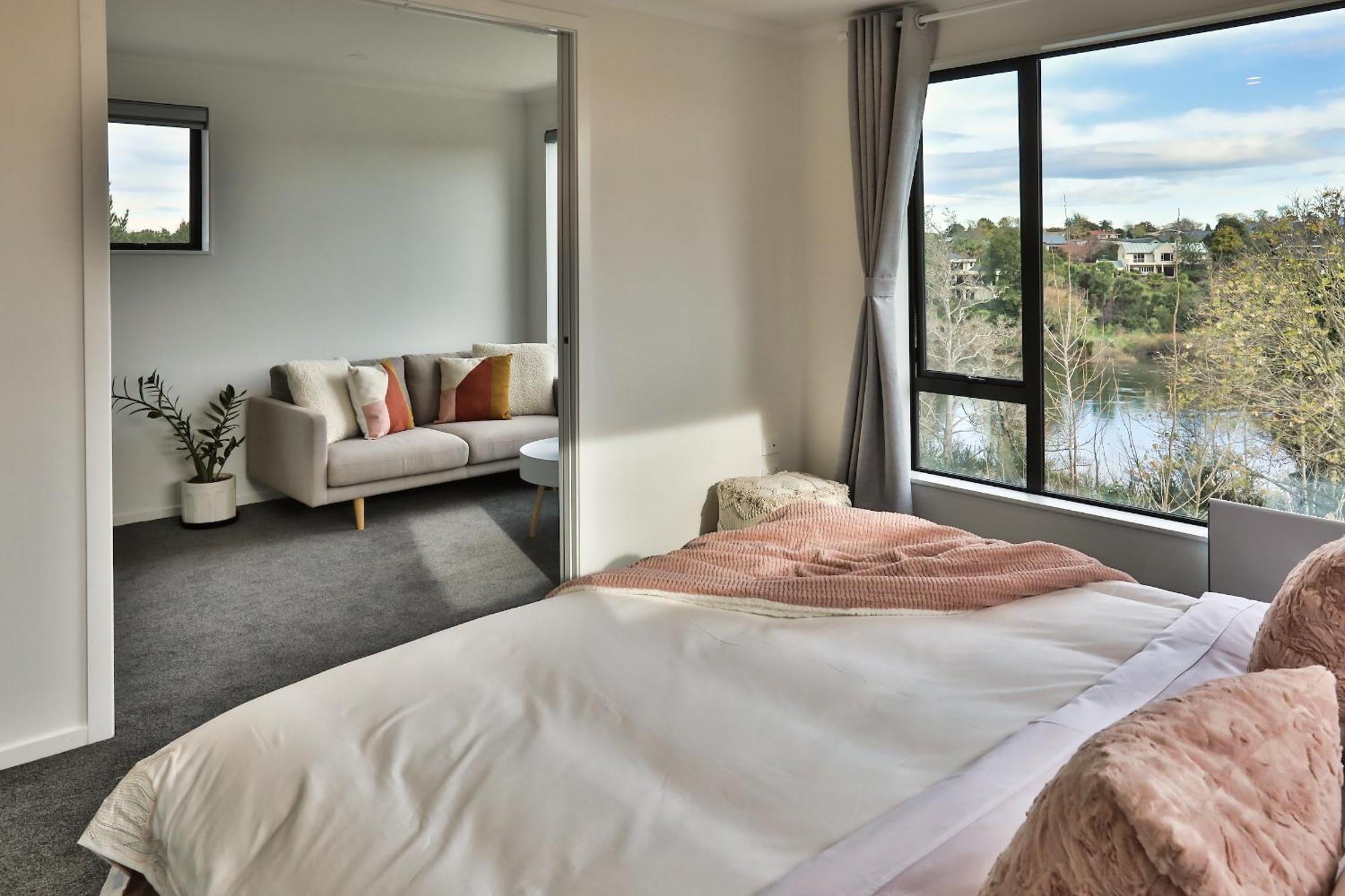 Amazing The Waikato River-View Brand New Villa With 4 Bedrooms Hamilton Exterior foto